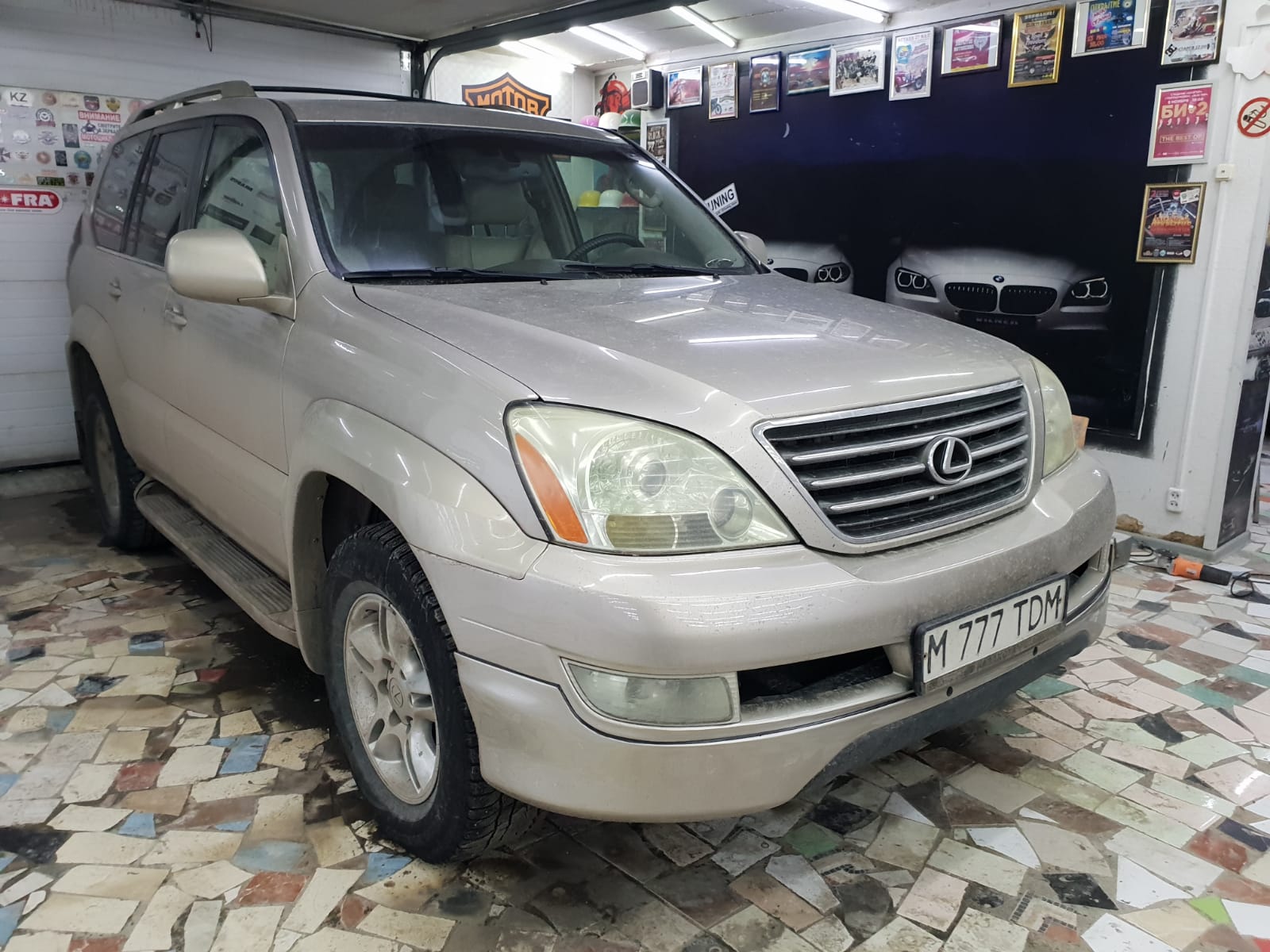 Накладка на передний бампер Lexus GX 2002-2009 Накладка на передний бампер Lexus GX 2002-2009 — изображение 2